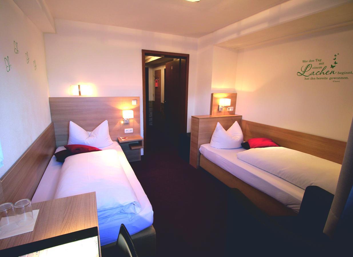 Hotel Vitis Erding Exterior photo